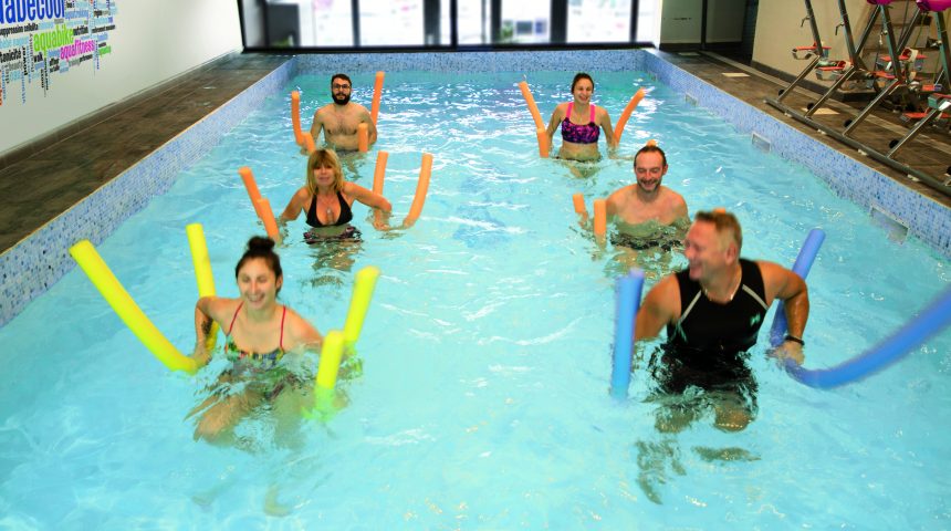 réalisation d'une piscine naturelle vitii dans un centre sportif